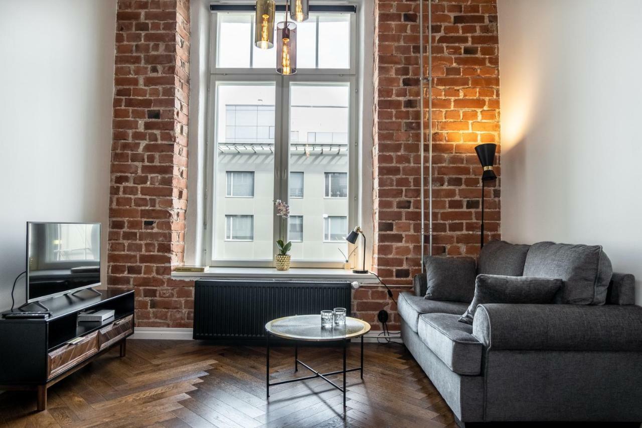Thomas' Home - Trendy, Central & Balcony Tallinn Extérieur photo